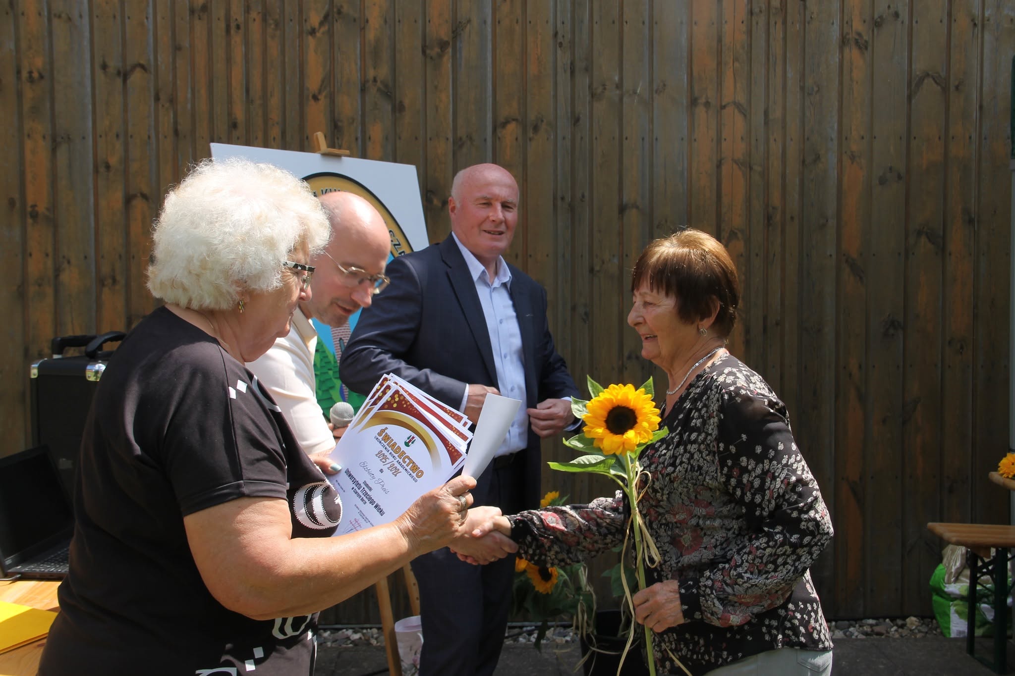 Seniorzy zakończyli naukę
