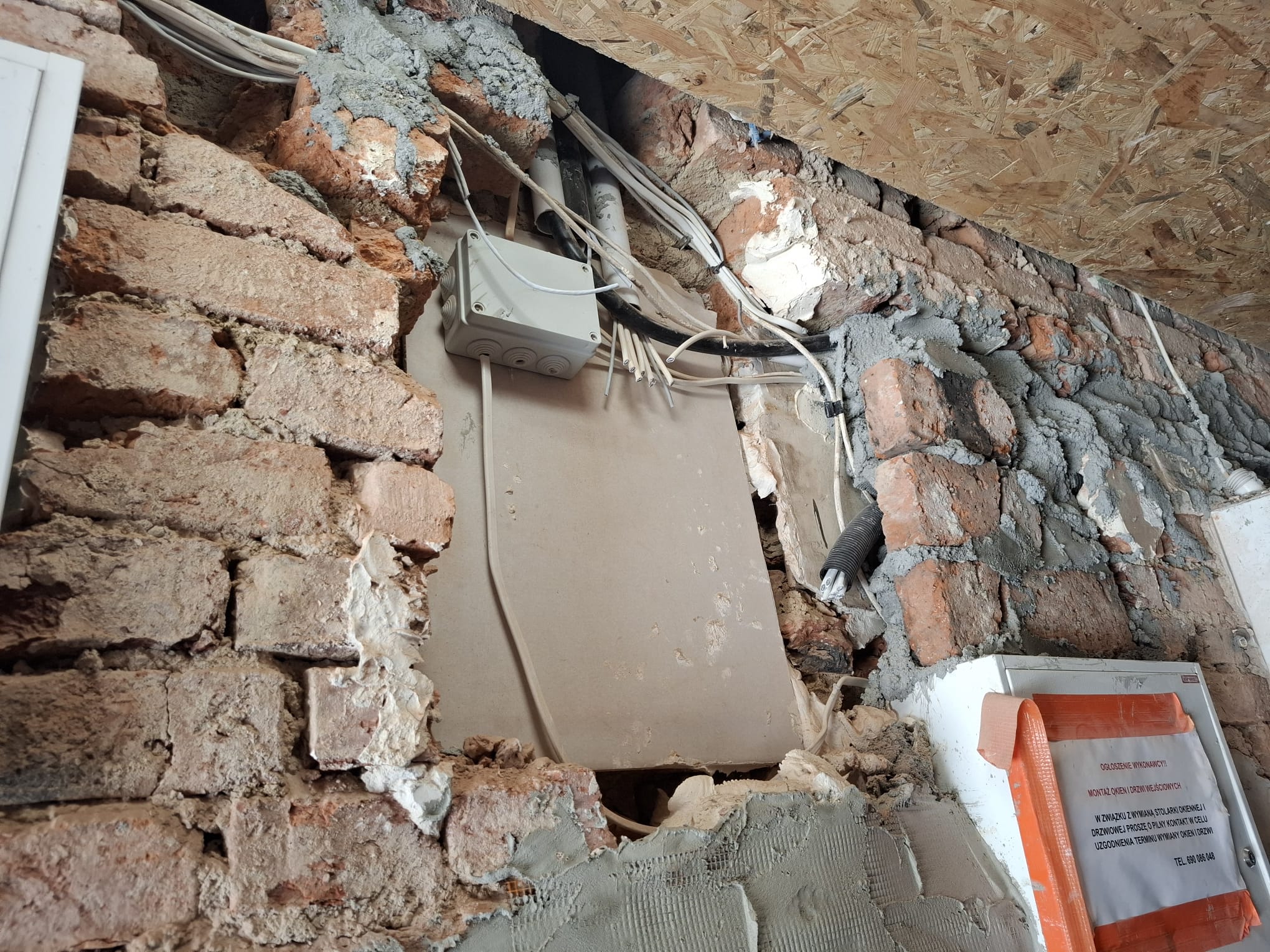 Plaga kradzieży w remontowanych kamienicach