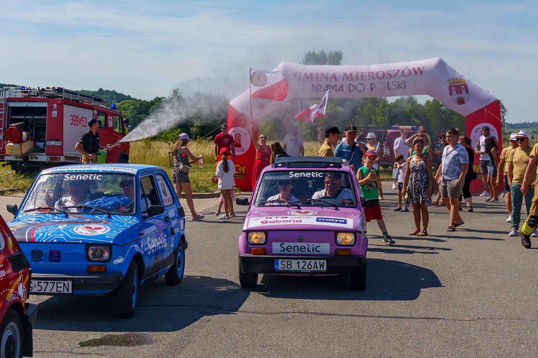 Wielka wyprawa w szlachetnym celu. Ponad 70 "Maluchów" przekroczyło granicę