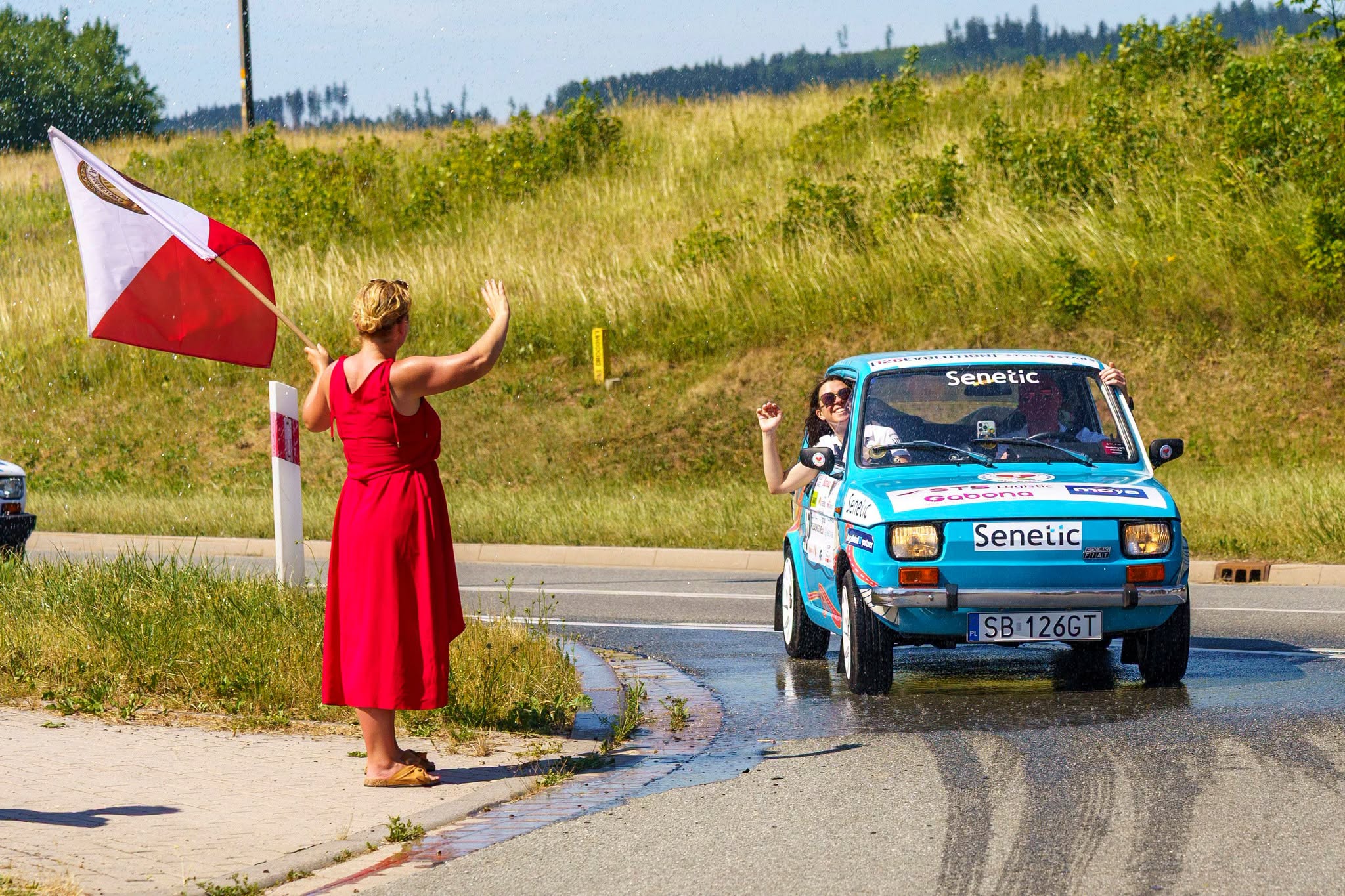 Wielka wyprawa w szlachetnym celu. Ponad 70 "Maluchów" przekroczyło granicę