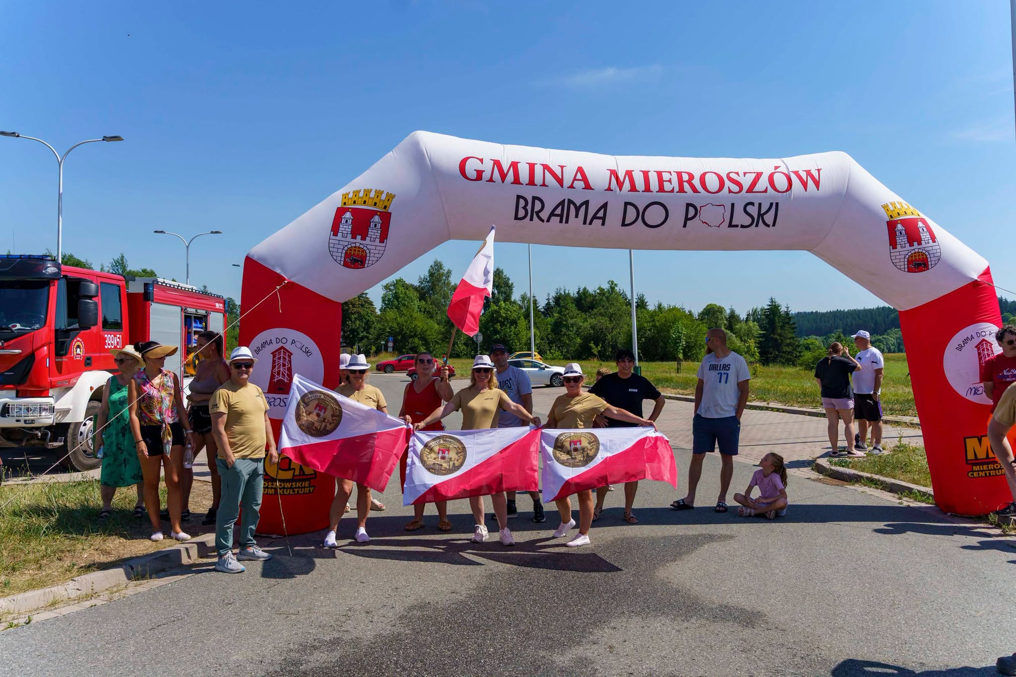 Wielka wyprawa w szlachetnym celu. Ponad 70 "Maluchów" przekroczyło granicę