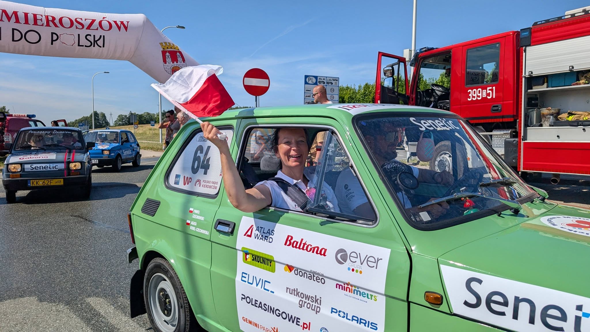 Wielka wyprawa w szlachetnym celu. Ponad 70 "Maluchów" przekroczyło granicę
