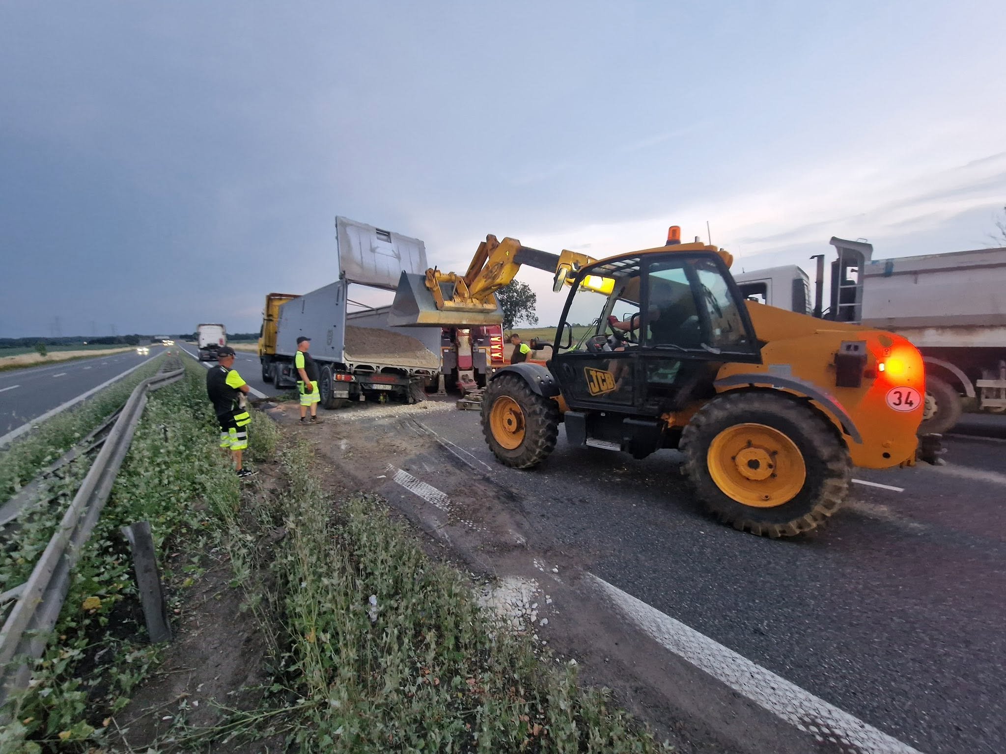 Paraliż na autostradzie, całkowicie zablokowana A4