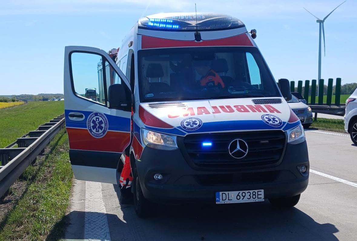 Dachowanie na autostradzie A4