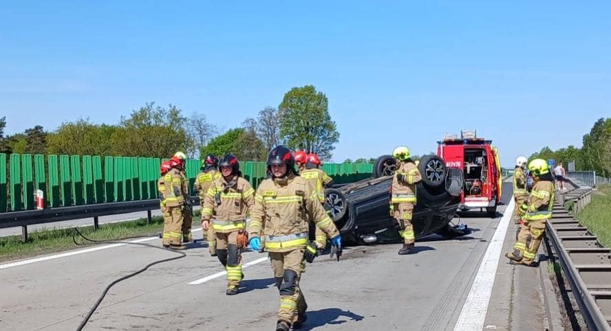 Dachowanie na autostradzie A4