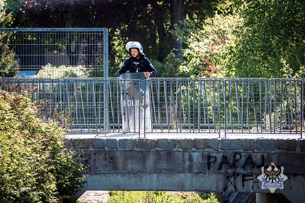 Przygotowani na starcie z kibolami