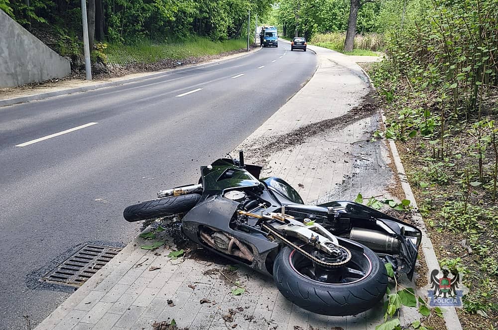 Upadek motocyklisty na Moniuszki