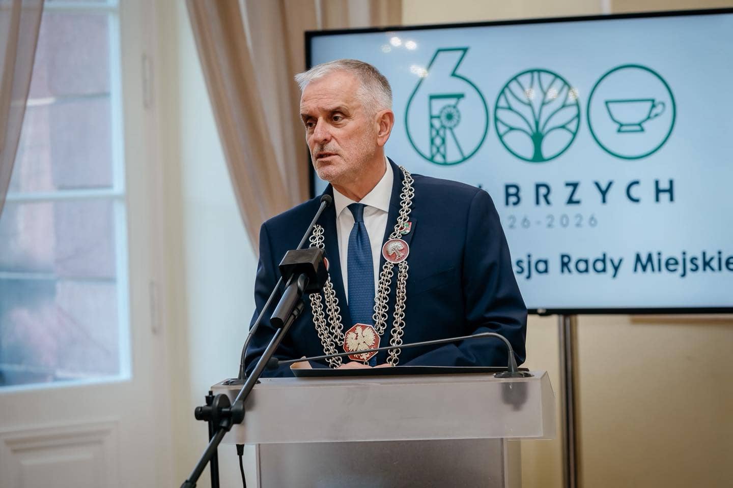 Po uroczystej sesji