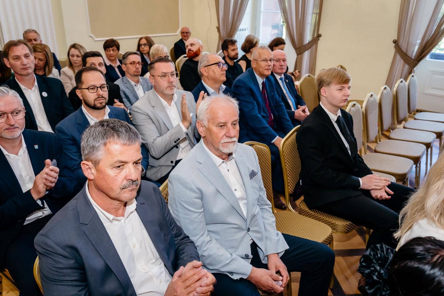 Po uroczystej sesji