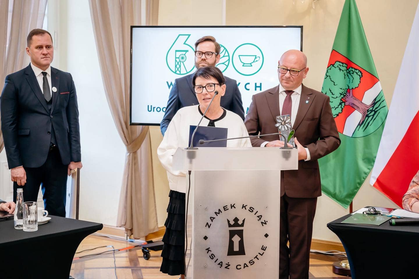 Po uroczystej sesji