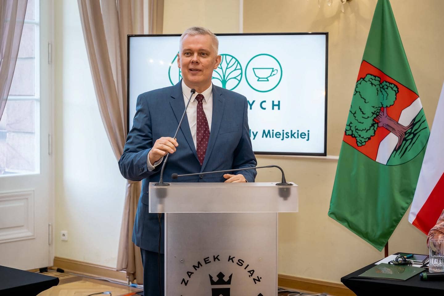 Po uroczystej sesji