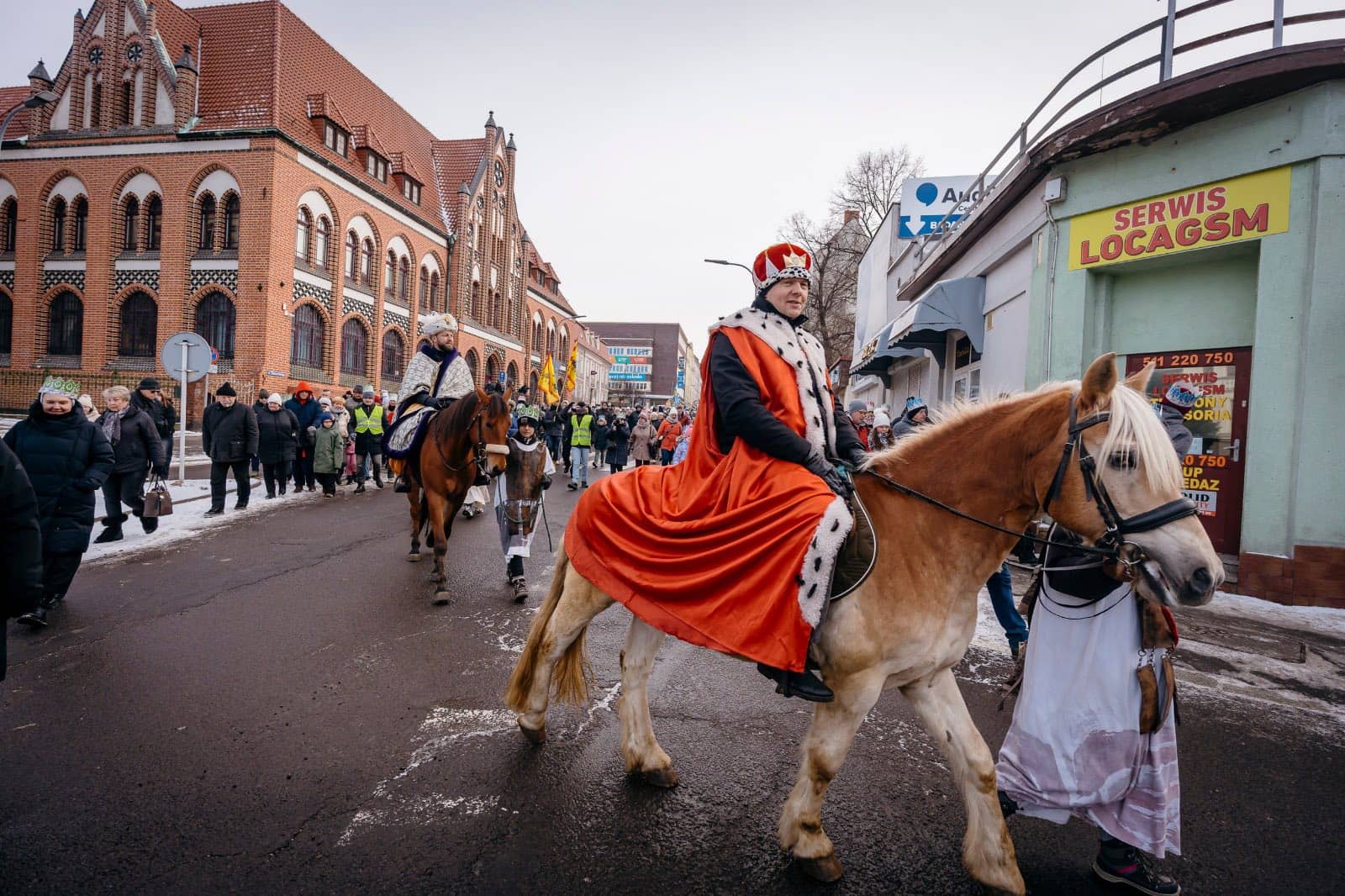 Orszak przeszedł przez Wałbrzych