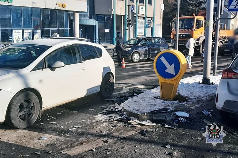 Tak się kończy wjazd na czerwonym świetle
