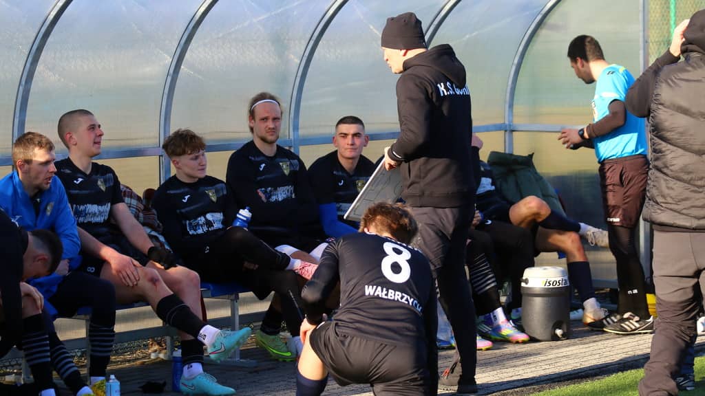 Solidna lekcja futbolu