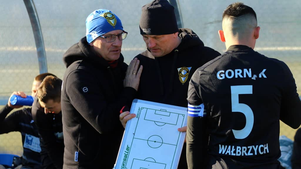 Solidna lekcja futbolu