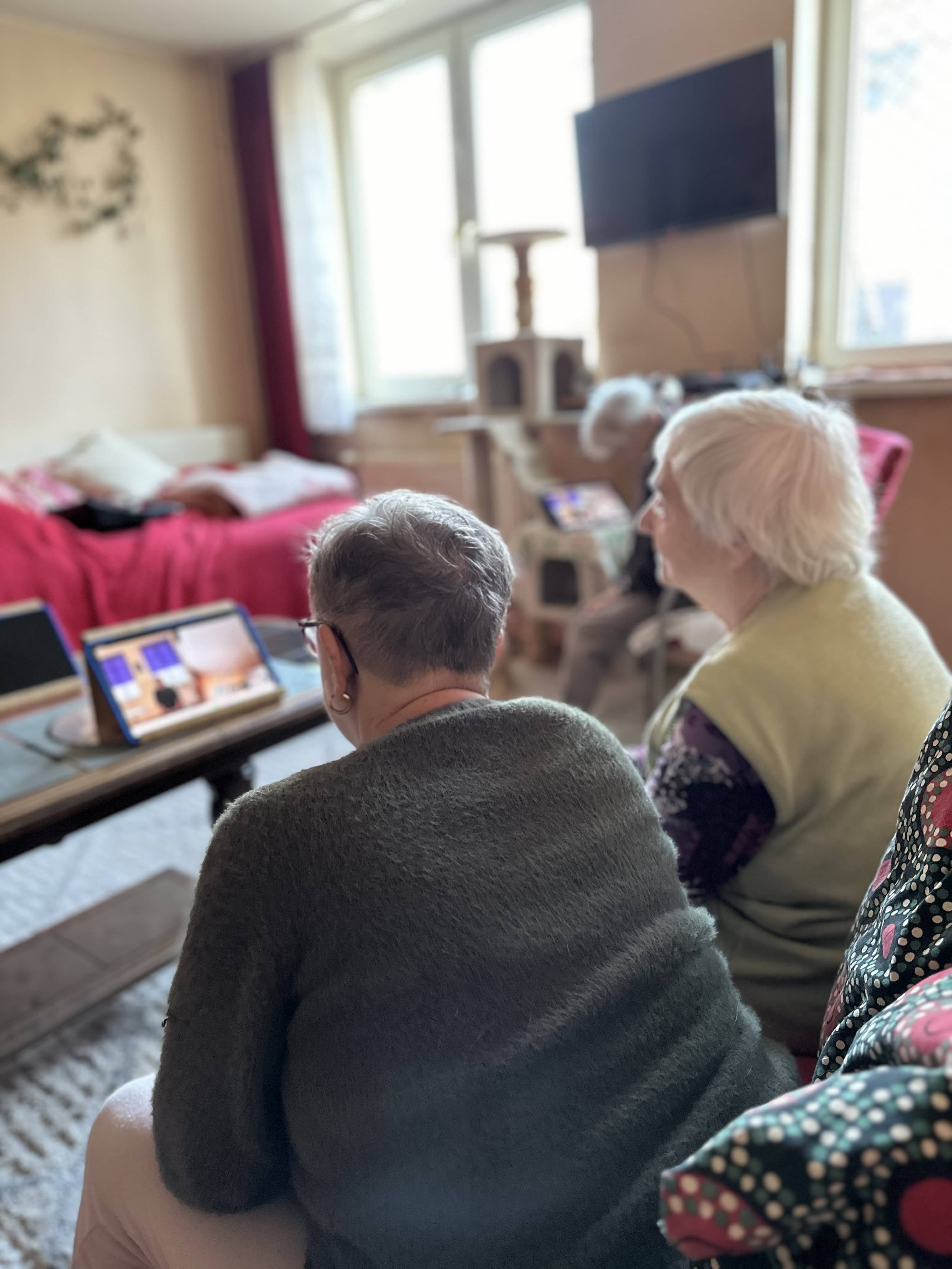 Innowacje, które przełamują samotność