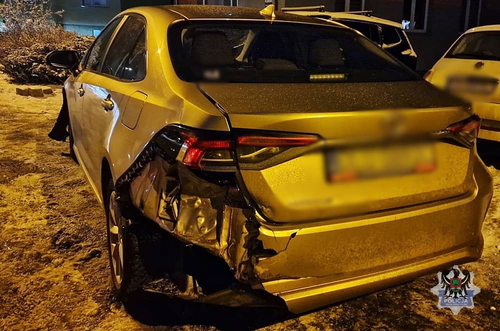 Rozbił samochód z wypożyczalni
