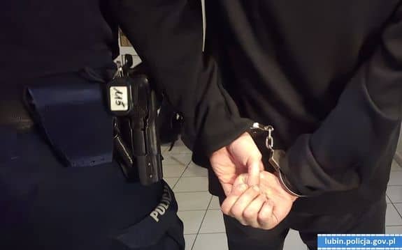 Znęcał się nad siostrą i matką