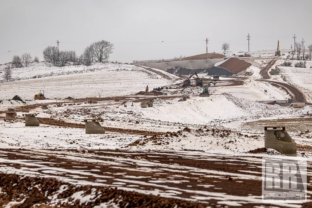 Budowa czeskiej D11, przedłużenie polskiej S3