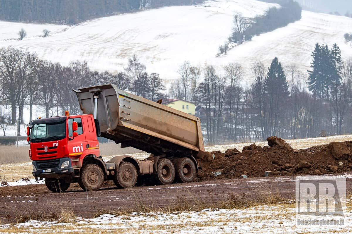 Budowa czeskiej D11, przedłużenie polskiej S3