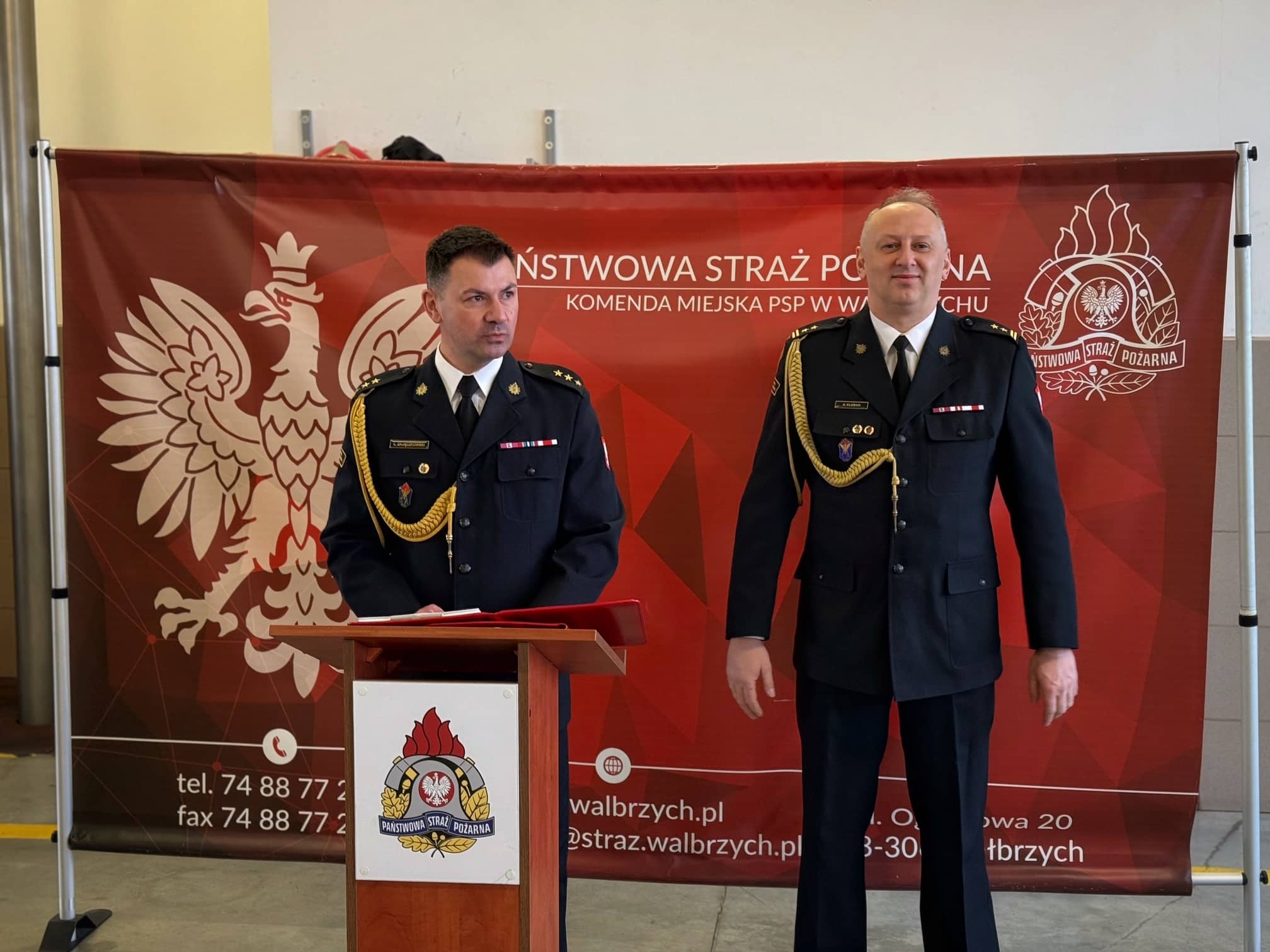 Uroczysta zmiana służby