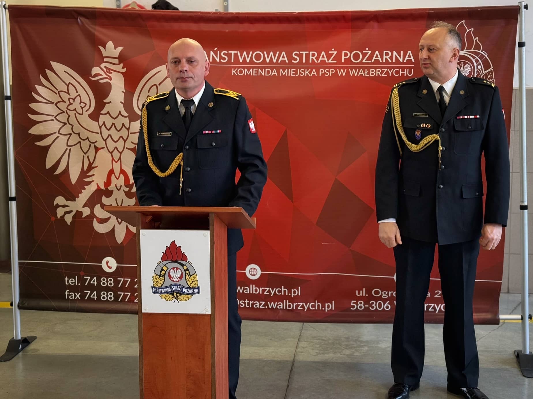 Uroczysta zmiana służby
