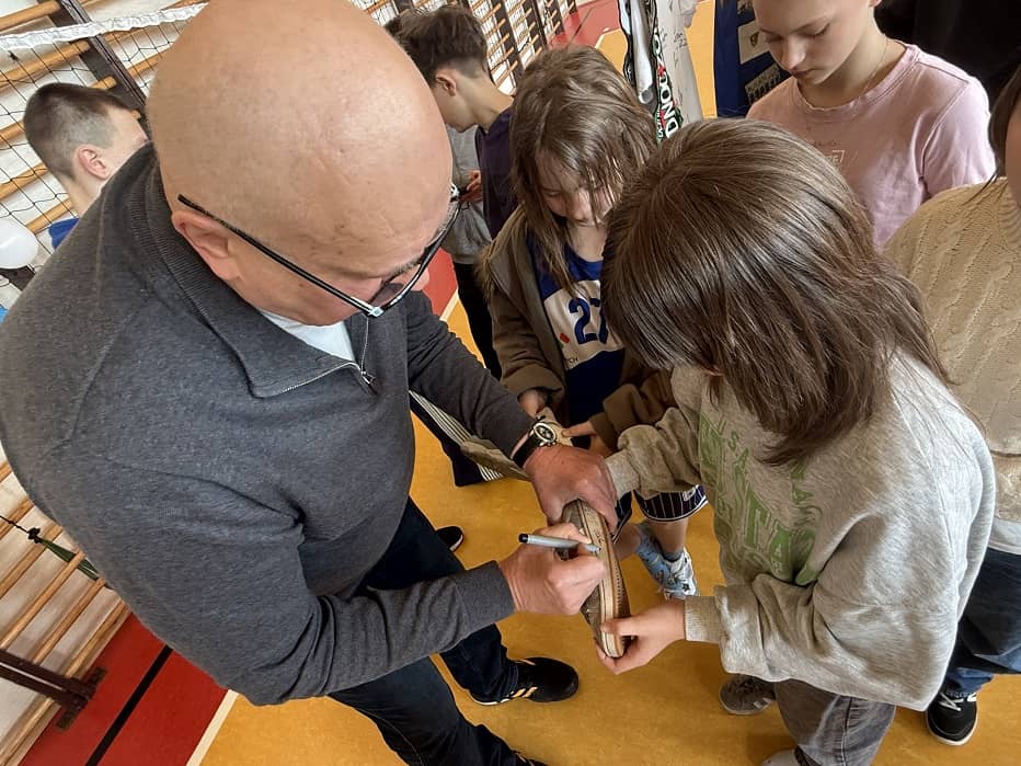 Spotkanie z historią koszykówki w PSP 37