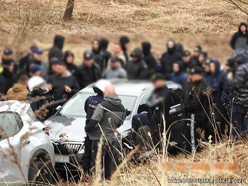 Policjanci udaremnili ustawkę kibiców