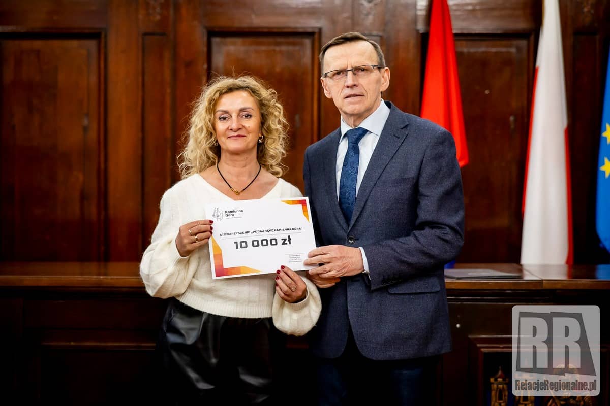 Wręczono dotacje organizacjom pozarządowym