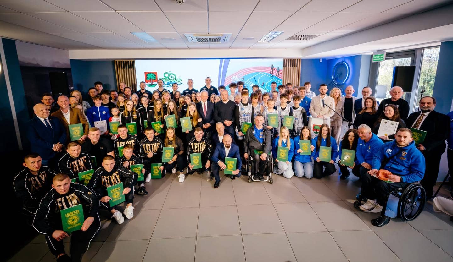 98 osób ze stypendiami sportowymi