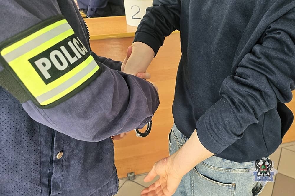 Jedenaście śmiertelnych pchnięć nożem